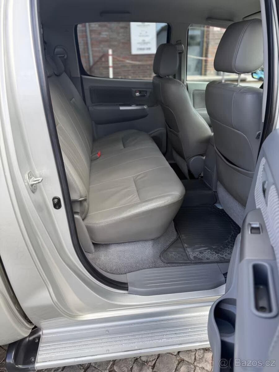2009 Toyota HILUX - 14