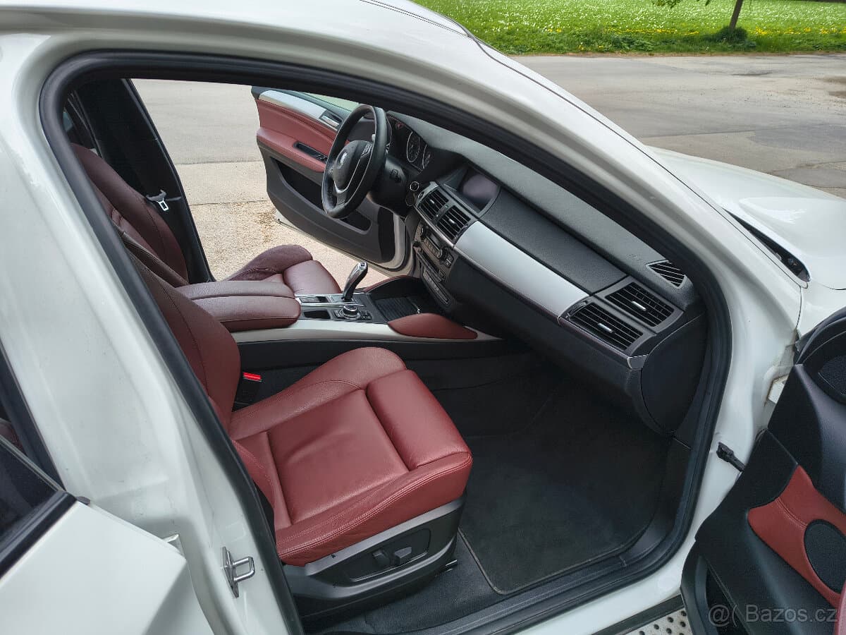 2008 BMW X6 - 14