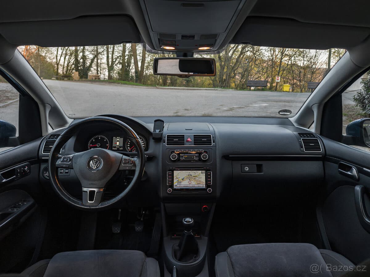 2011 Volkswagen TOURAN - 14