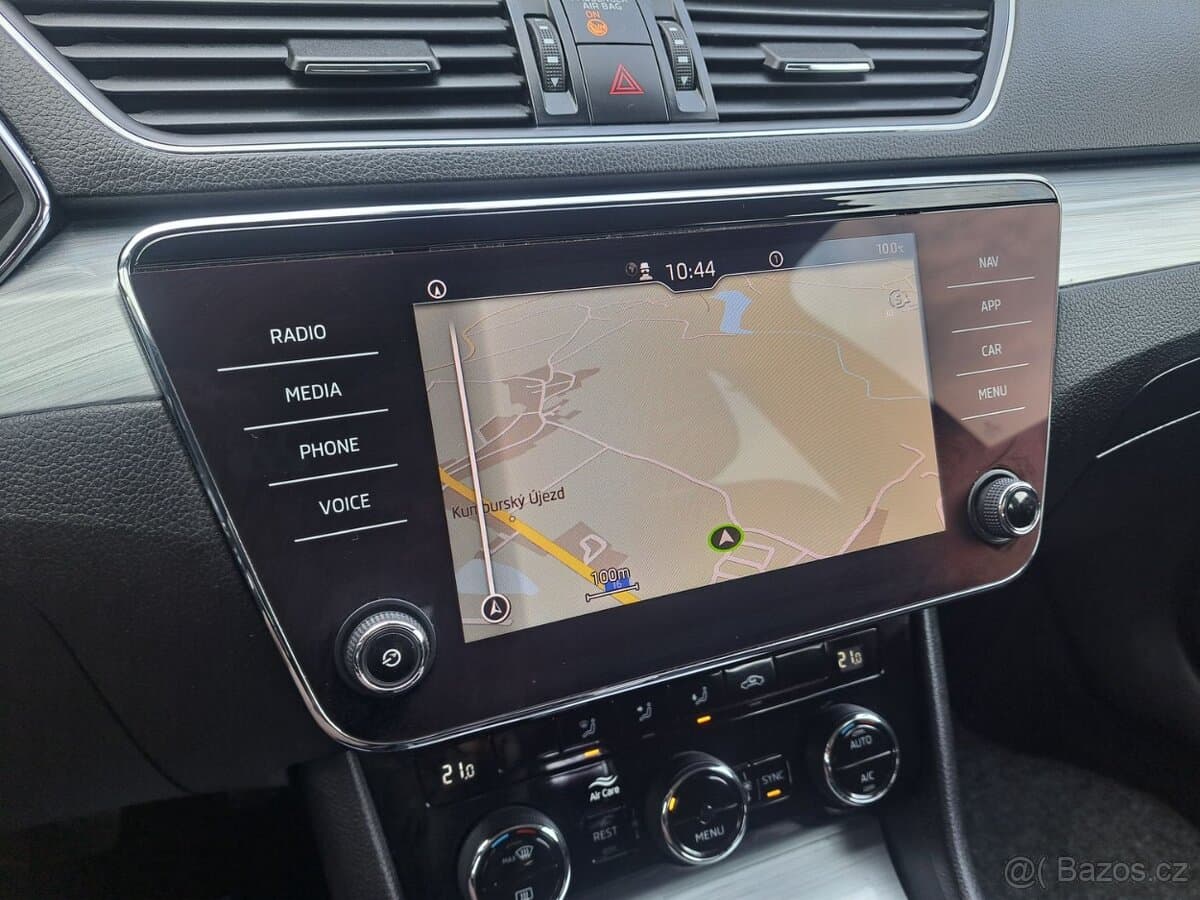 2022 Škoda SUPERB - 14