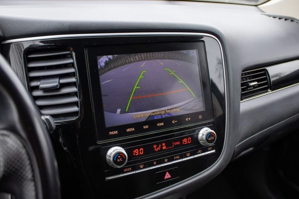 2021 Mitsubishi OUTLANDER - 14