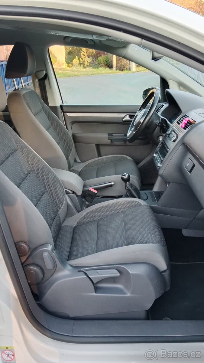 2011 Volkswagen TOURAN - 14