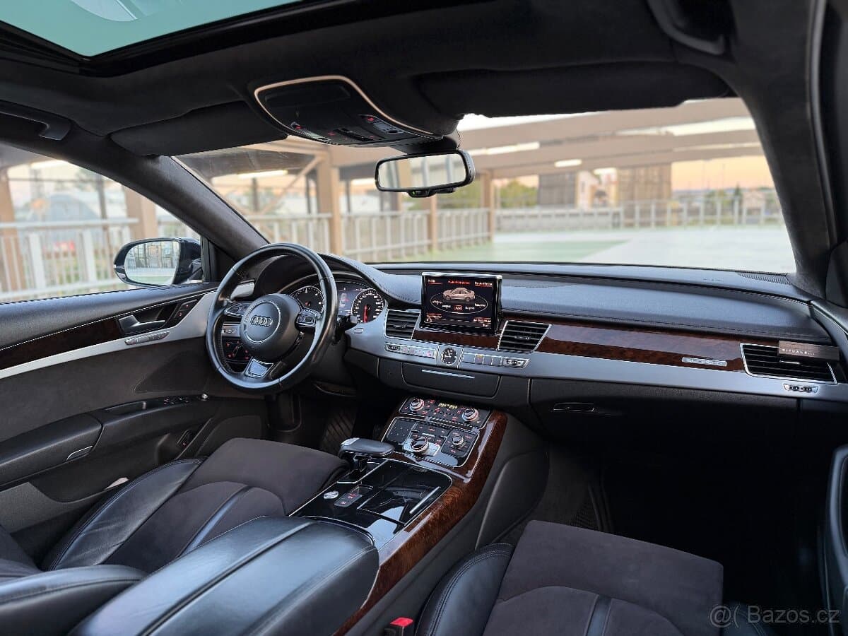 2012 Audi A8 - 14