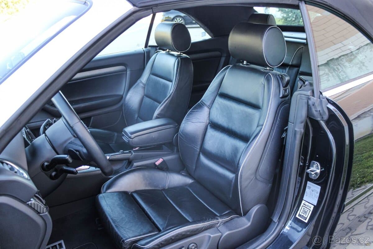 2006 Audi S4 - 14