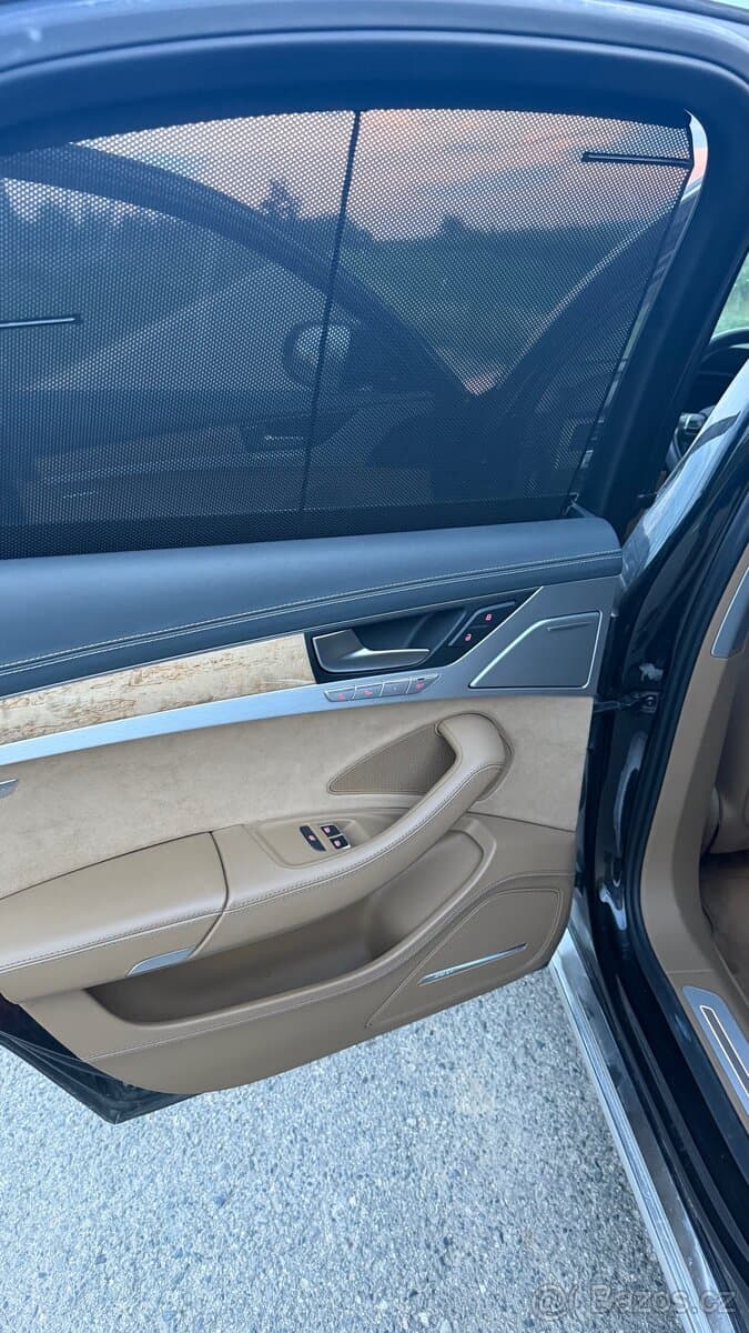 2013 Audi A8 - 14
