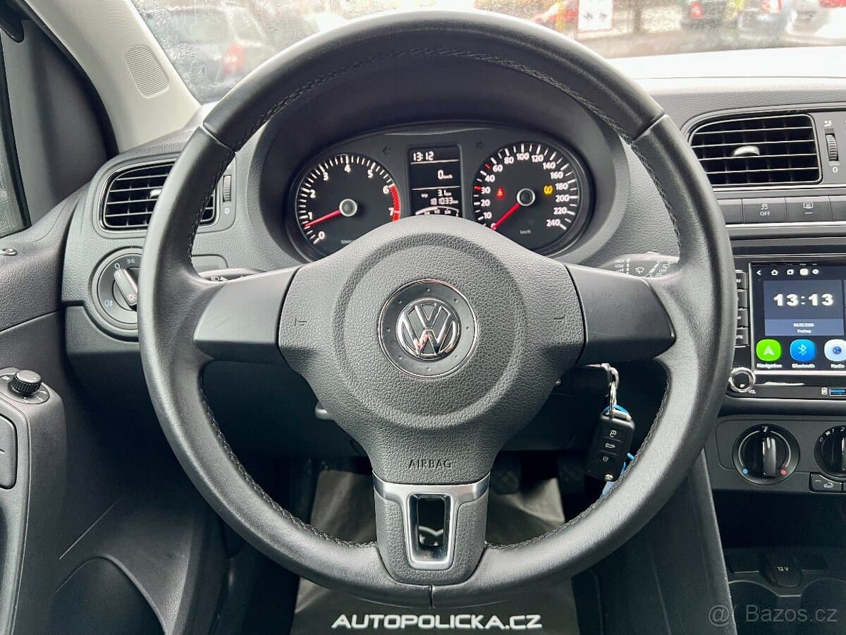 2012 Volkswagen POLO - 14