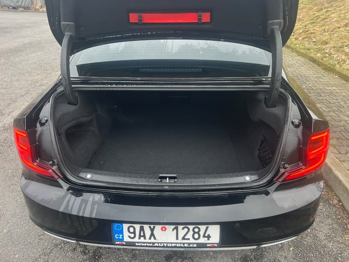 2018 Volvo S90 - 14