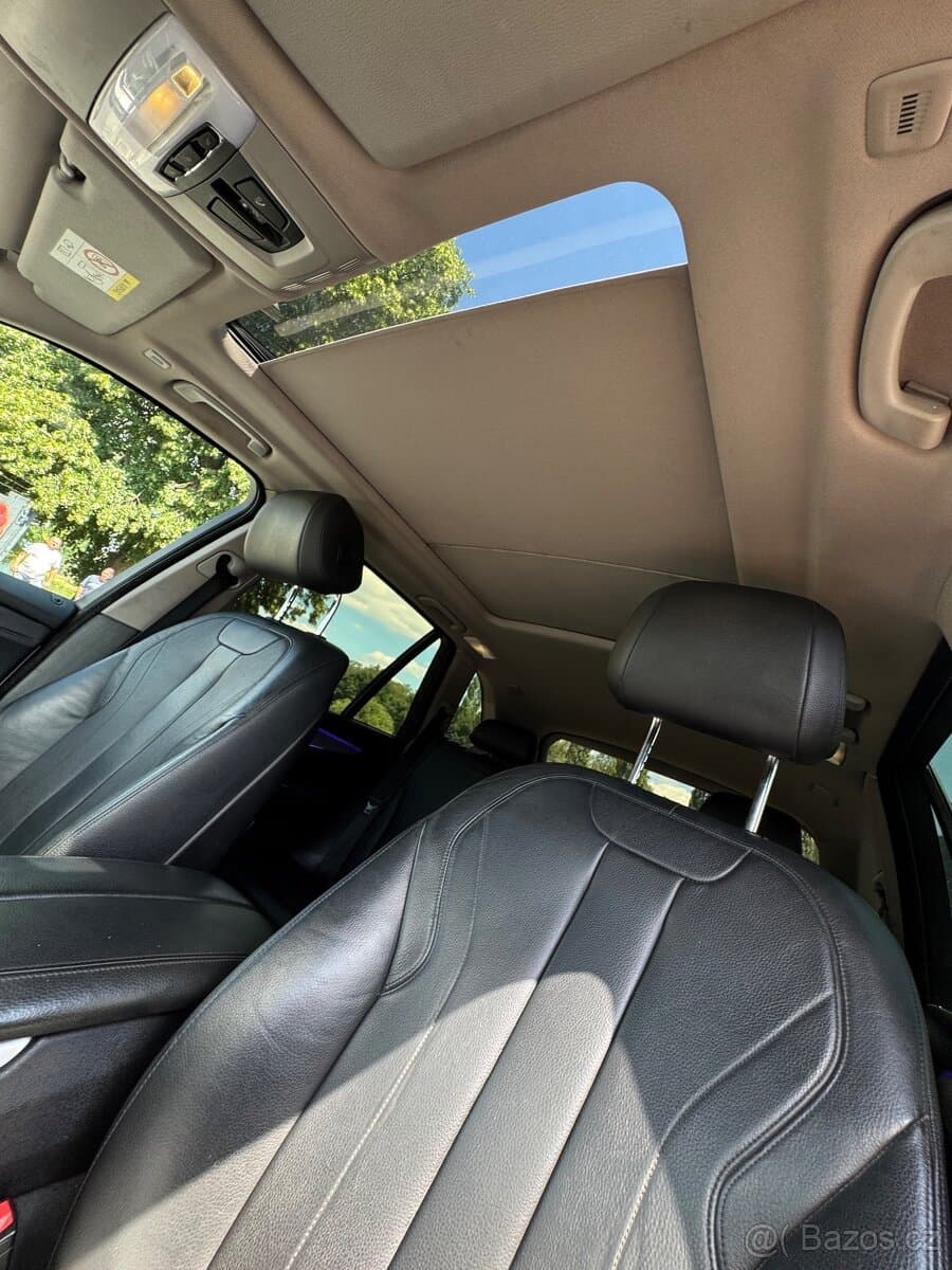 2015 BMW X5 - 14