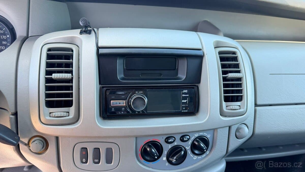 2010 Renault TRAFIC - 14