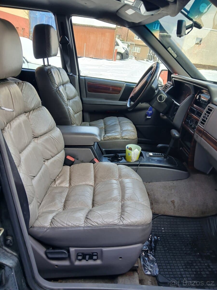 Jeep CHEROKEE - 14