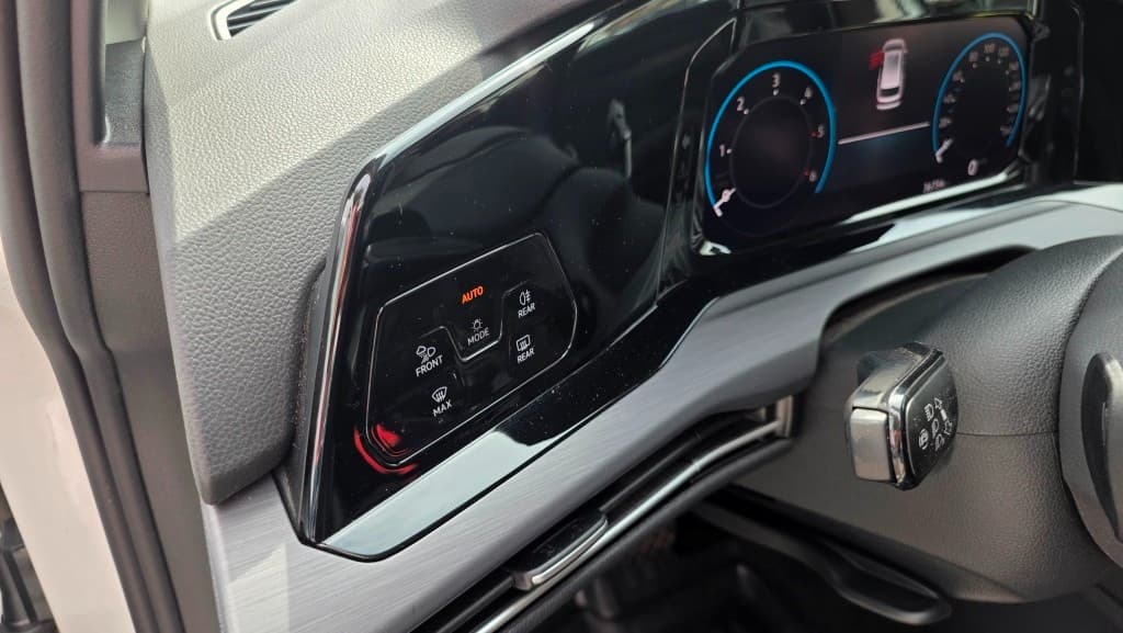 2024 Volkswagen GOLF - 14