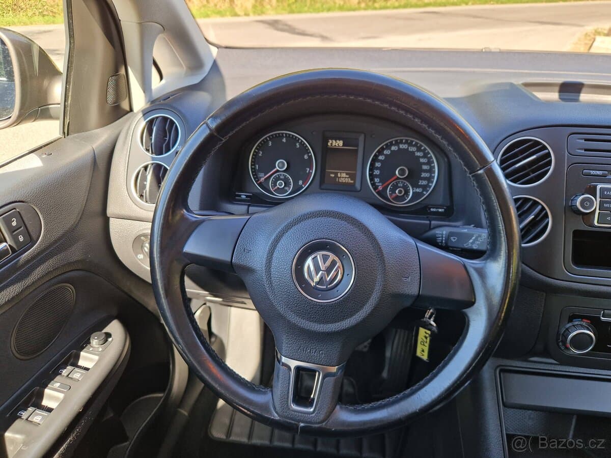 2009 Volkswagen GOLF - 14