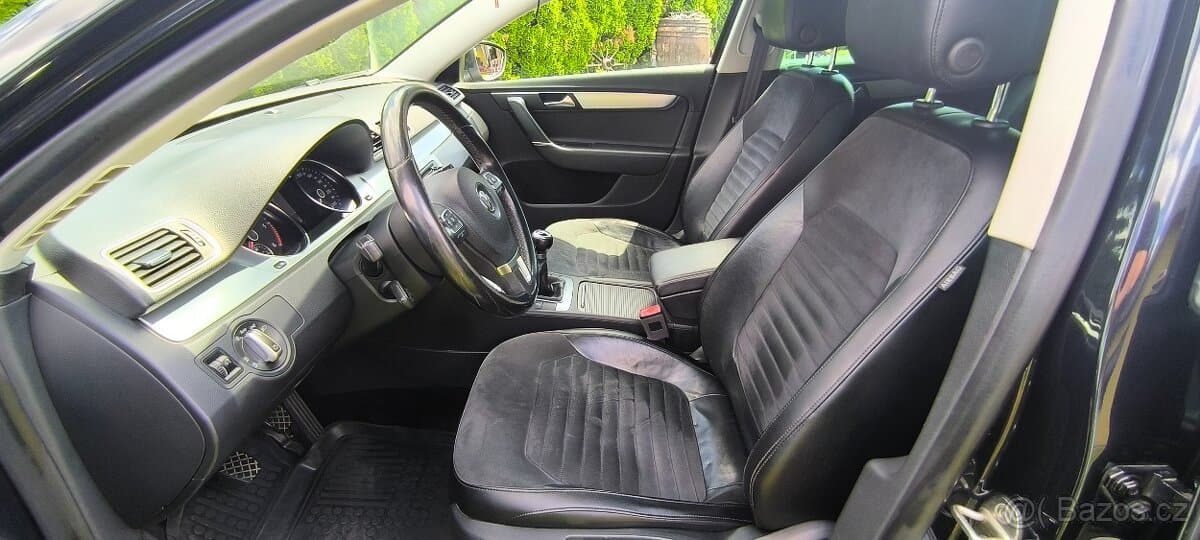 2012 Volkswagen PASSAT - 14