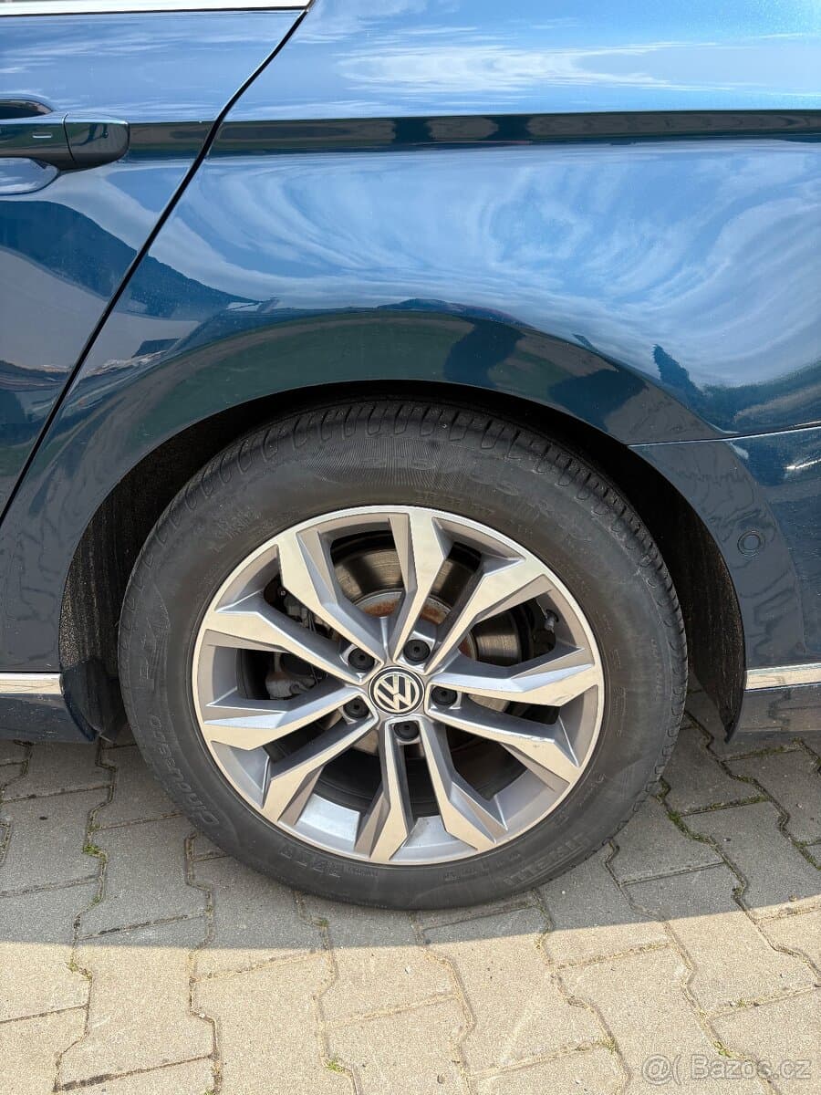 2020 Volkswagen PASSAT - 14
