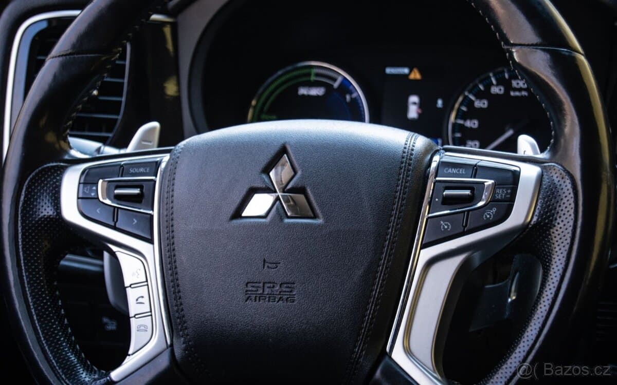 2019 Mitsubishi OUTLANDER - 14