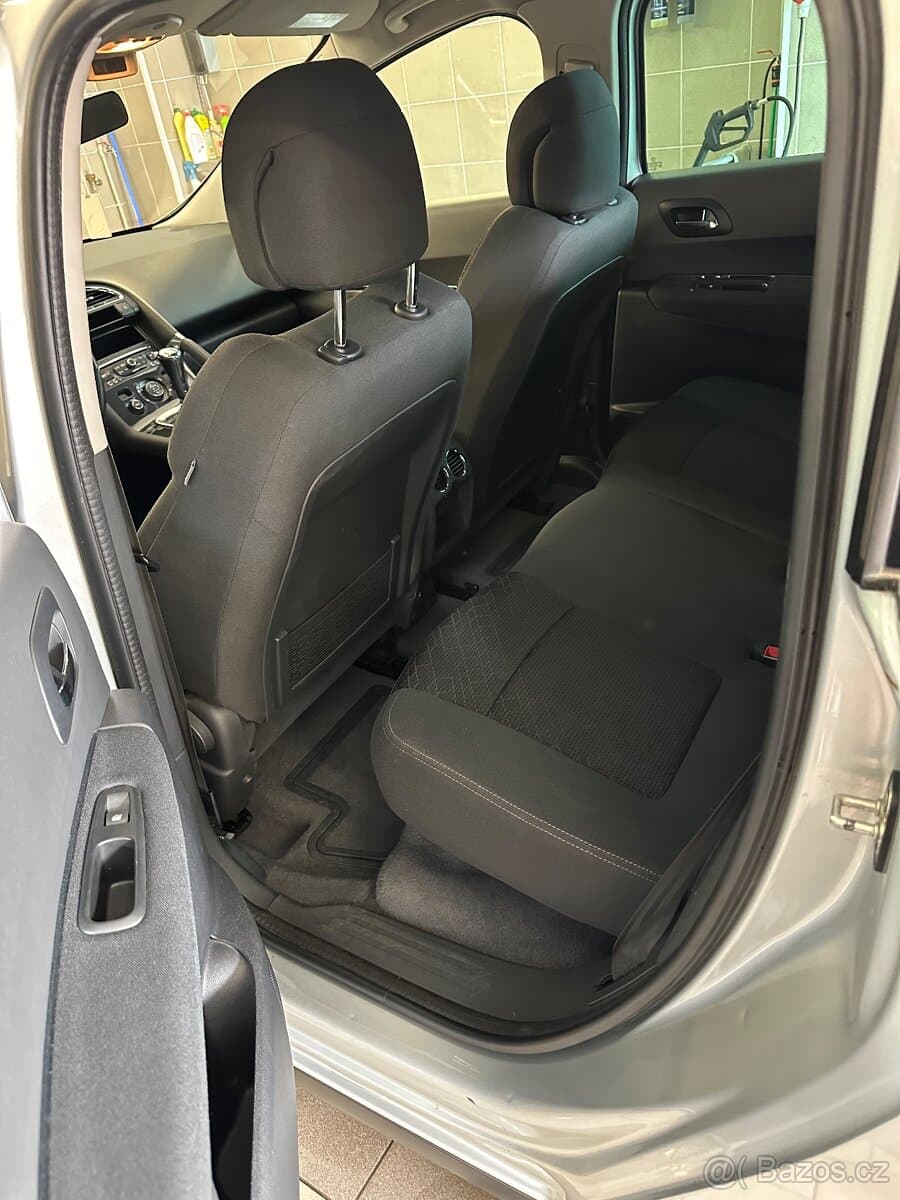 2016 Peugeot 3008 - 14