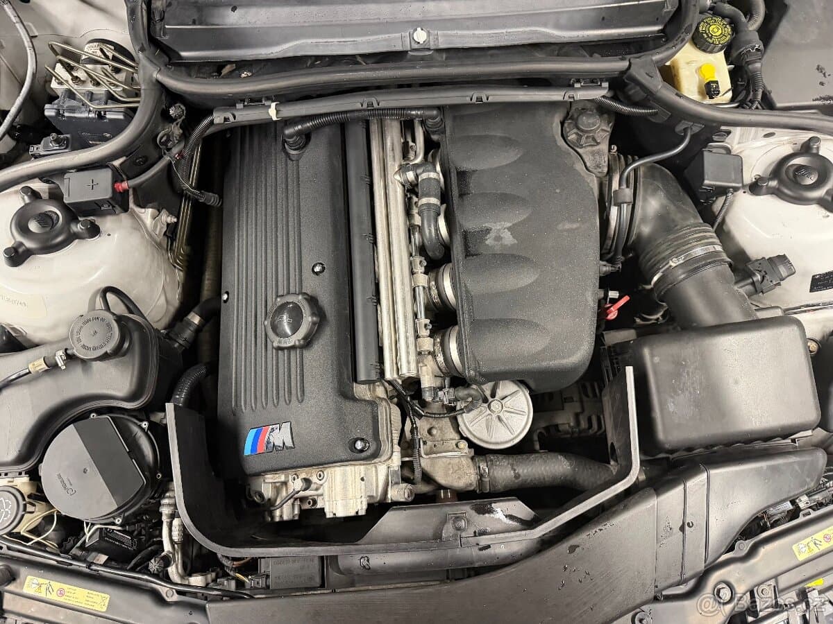 2002 BMW M3 - 14
