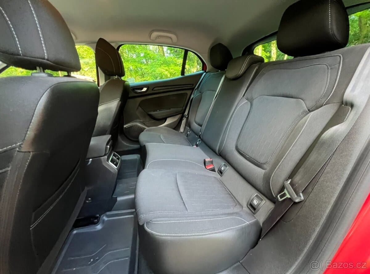 2019 Renault MEGANE - 14