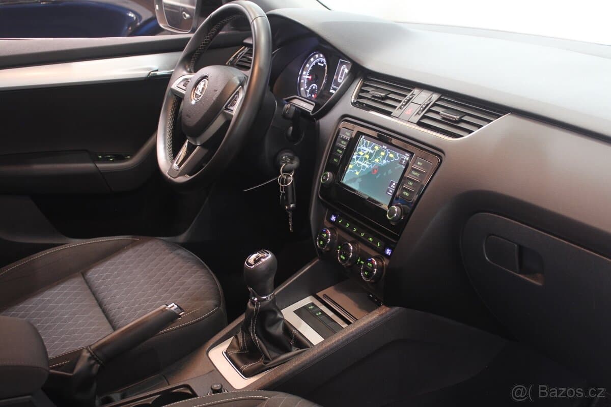 2015 Škoda OCTAVIA - 14