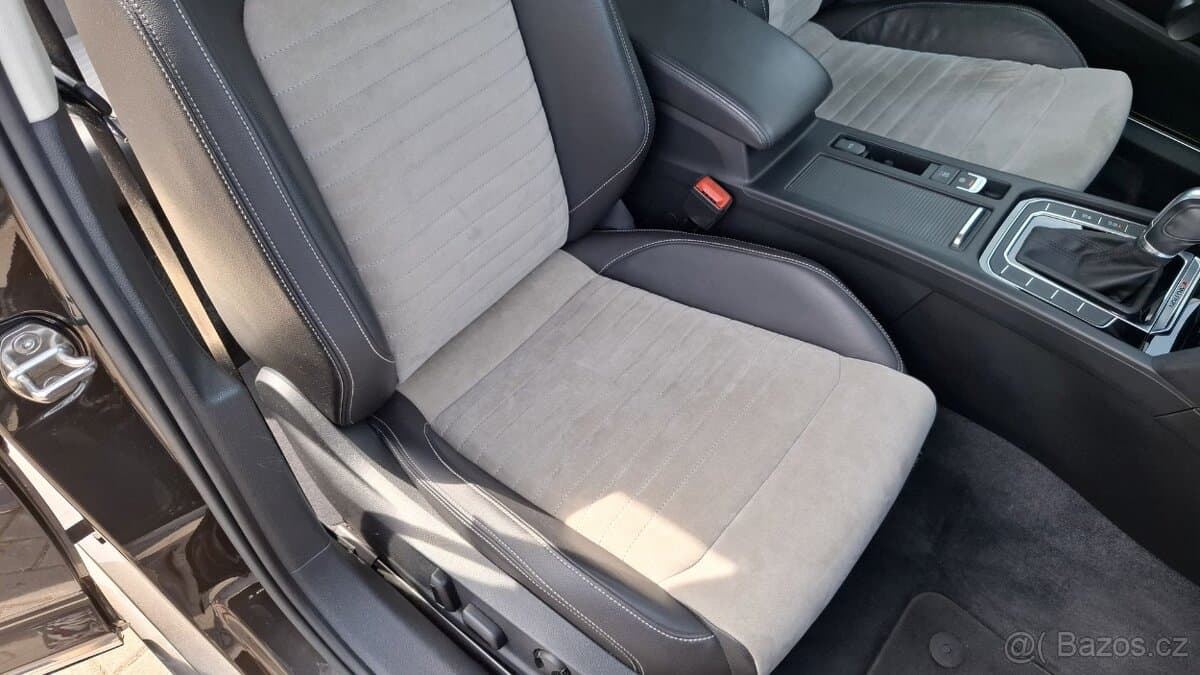 2016 Volkswagen PASSAT - 14