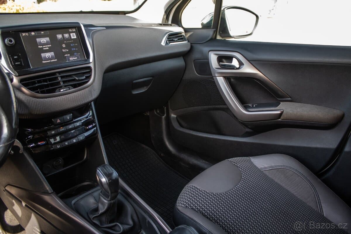2014 Peugeot 2008 - 14