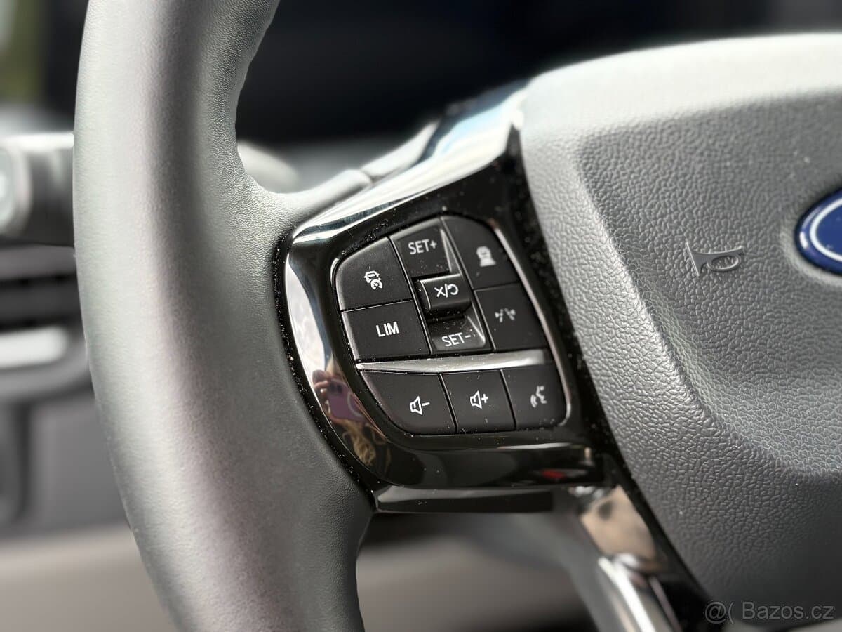 2025 Ford TOURNEO - 14