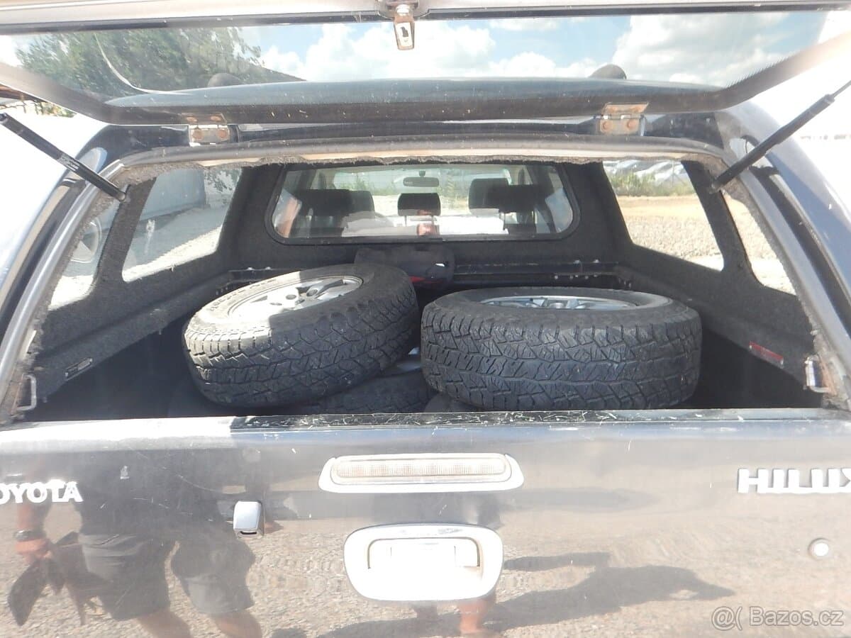 2012 Toyota HILUX - 14