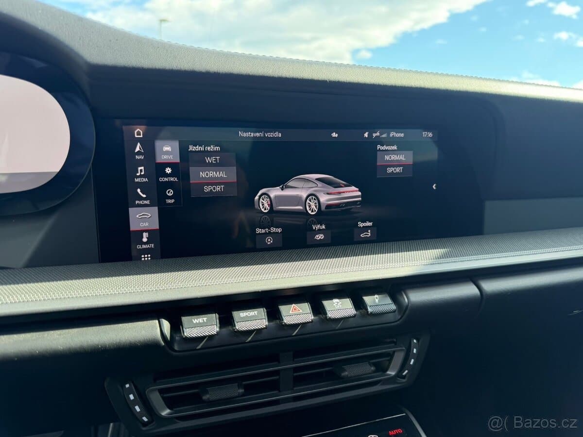 2019 Porsche 911 - 14