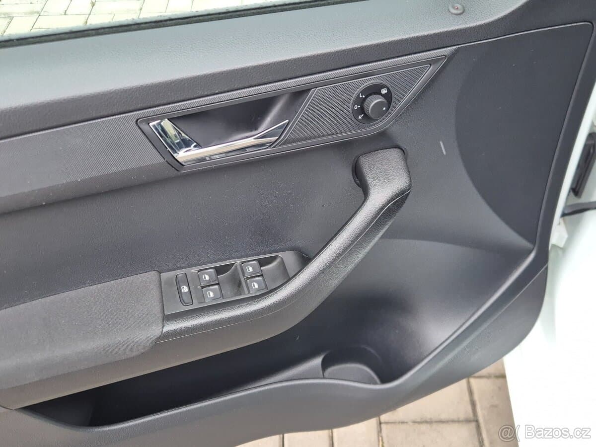 2015 Škoda FABIA - 10