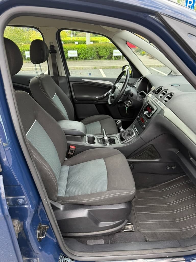 2012 Ford GALAXY - 14