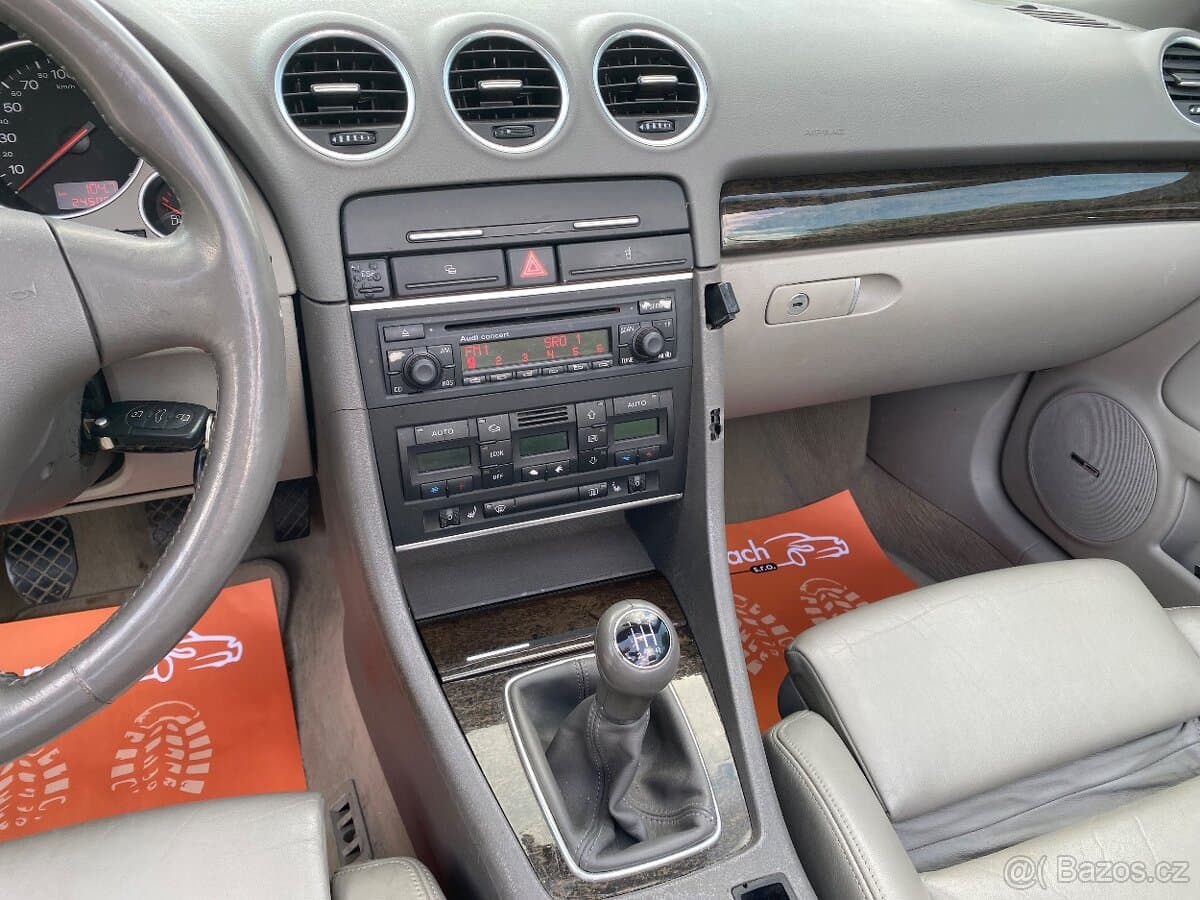 2002 Audi A4 - 14