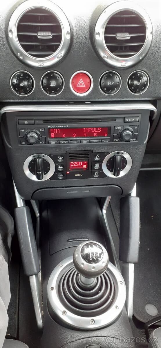 2000 Audi TT - 14