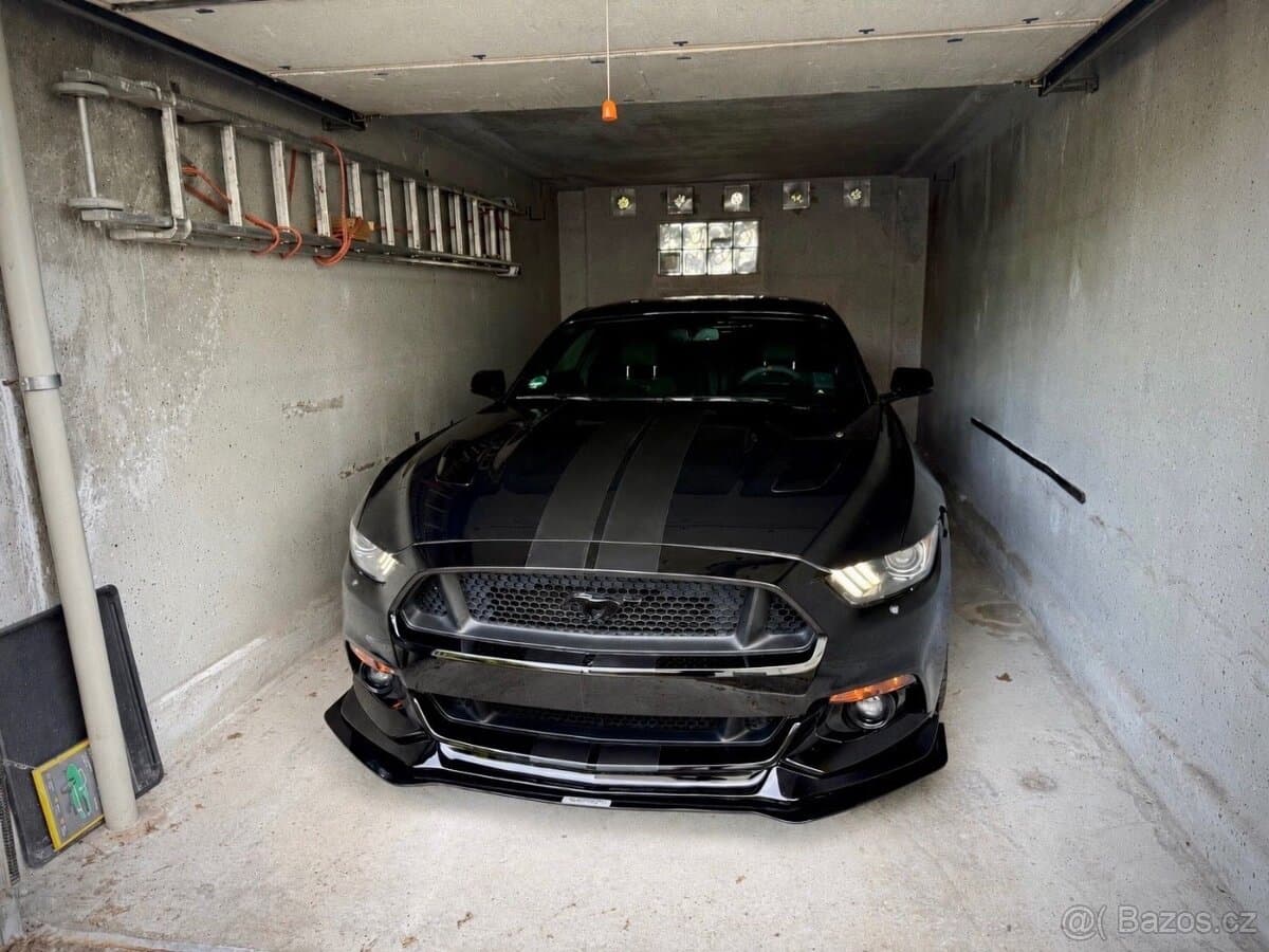 2015 Ford MUSTANG - 14