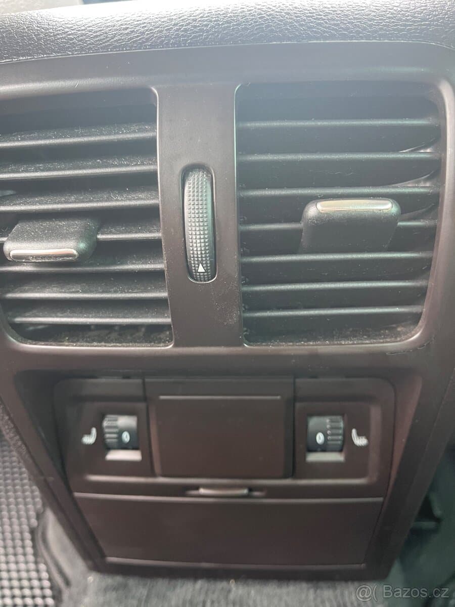2012 Volkswagen PASSAT - 14