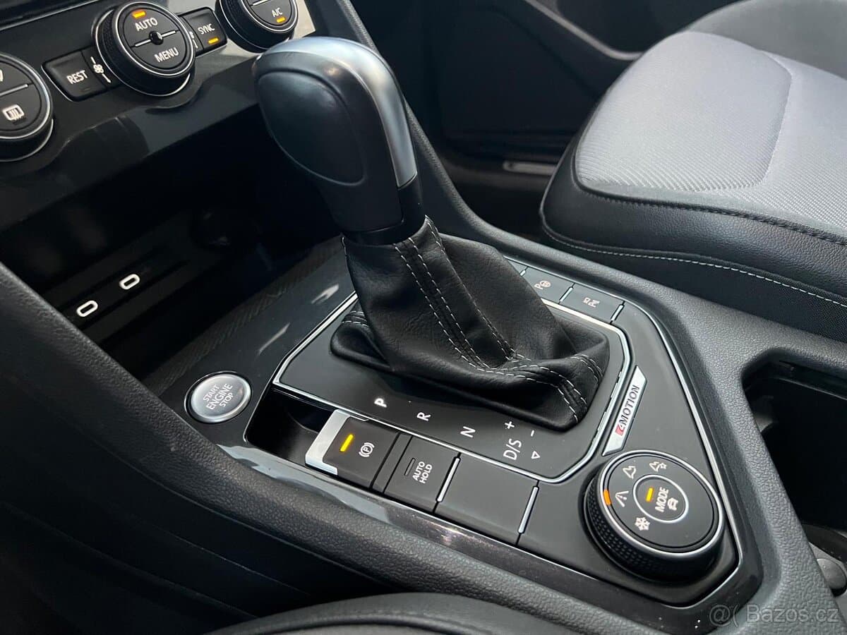 2021 Volkswagen TIGUAN - 14