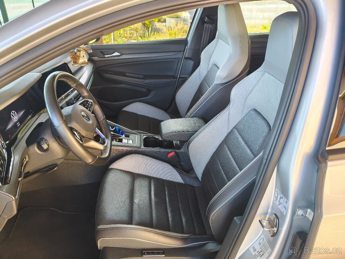 2022 Volkswagen GOLF - 14
