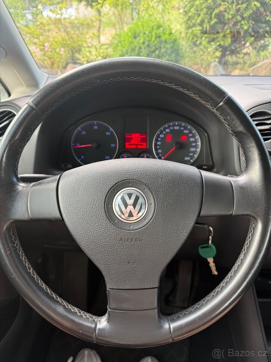 2006 Volkswagen GOLF - 14