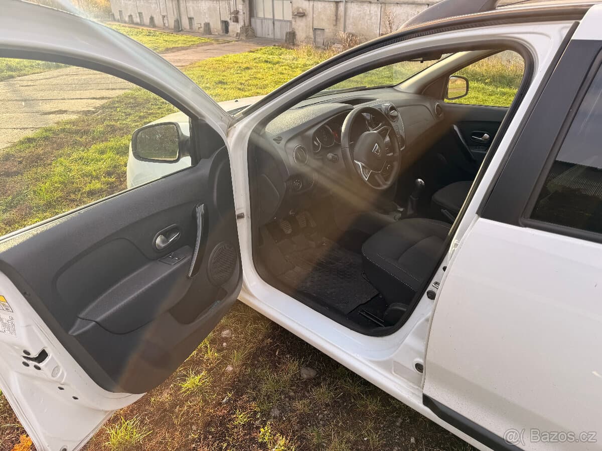 2019 Dacia LOGAN - 14