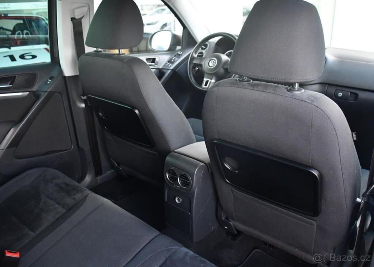 2012 Volkswagen TIGUAN - 14