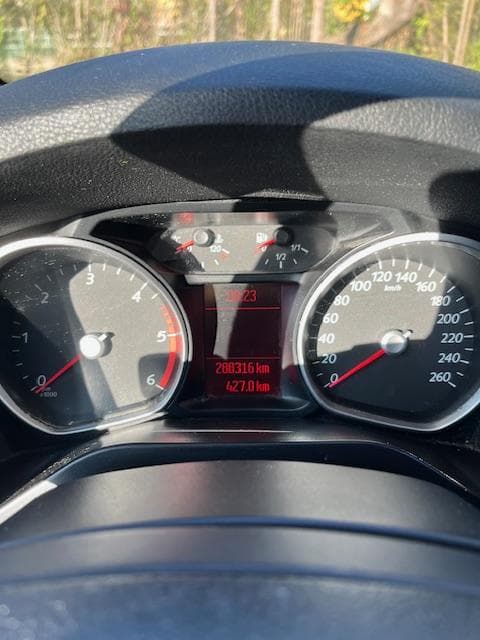 2011 Ford GALAXY - 14