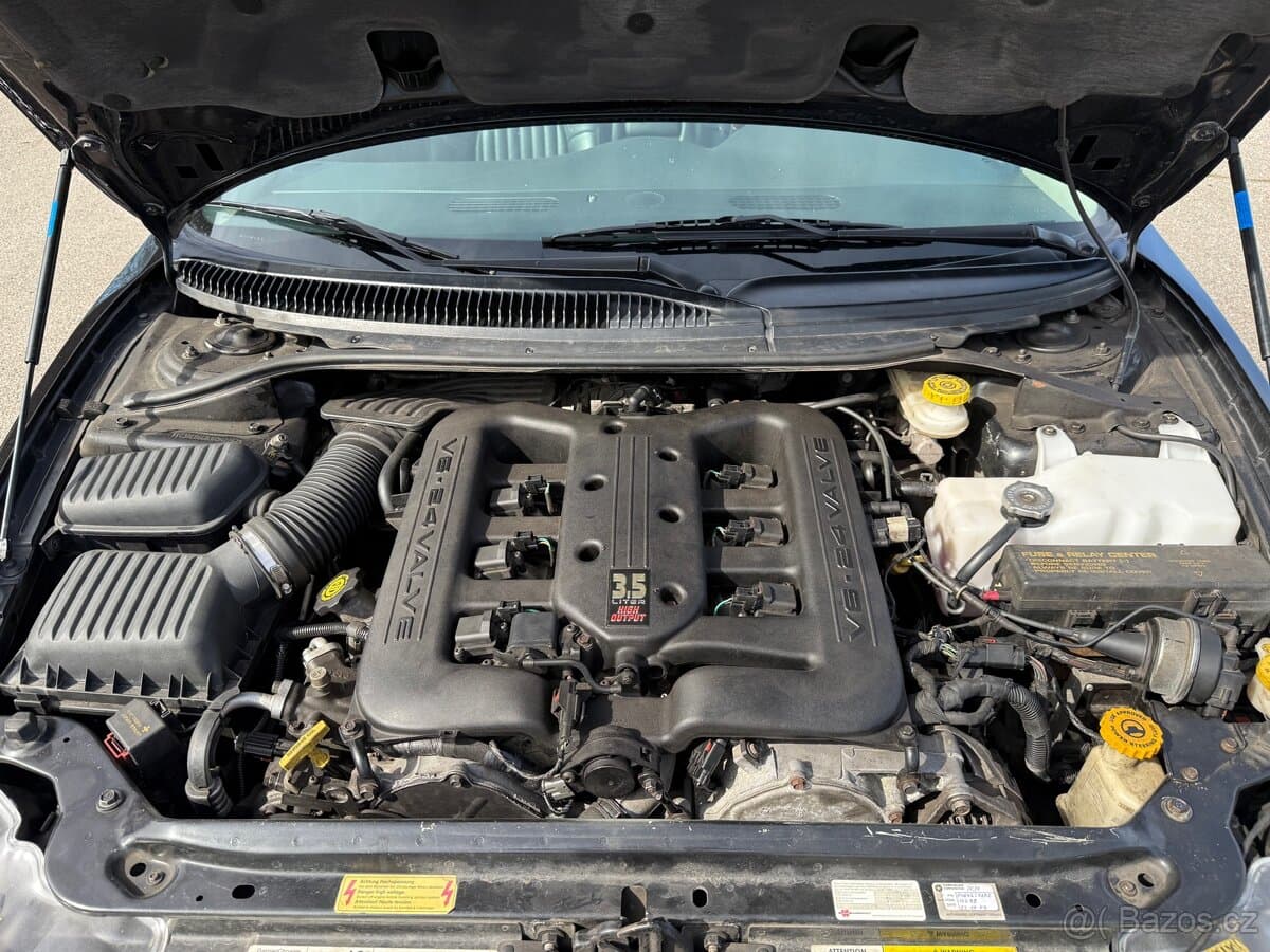 2002 Chrysler 300M - 14