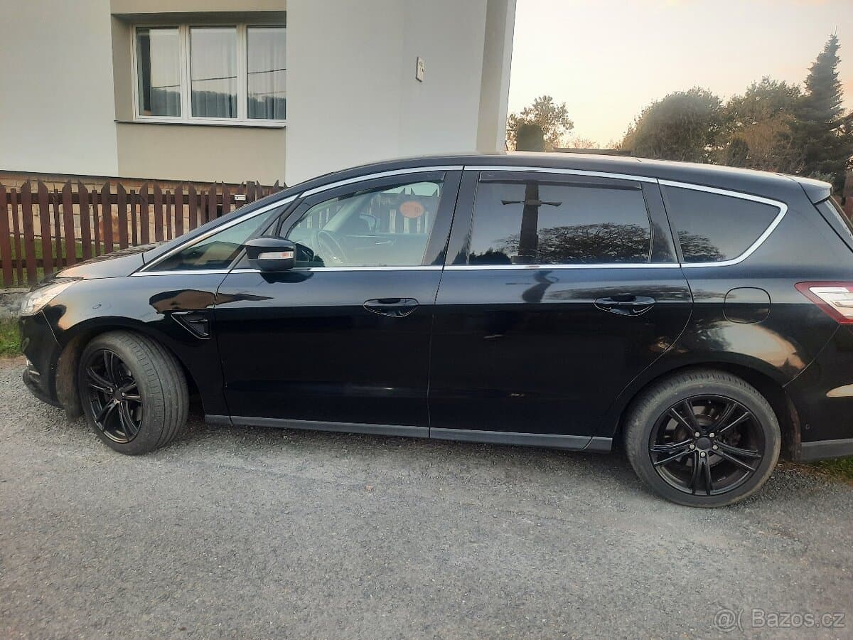 2017 Ford S-MAX - 14