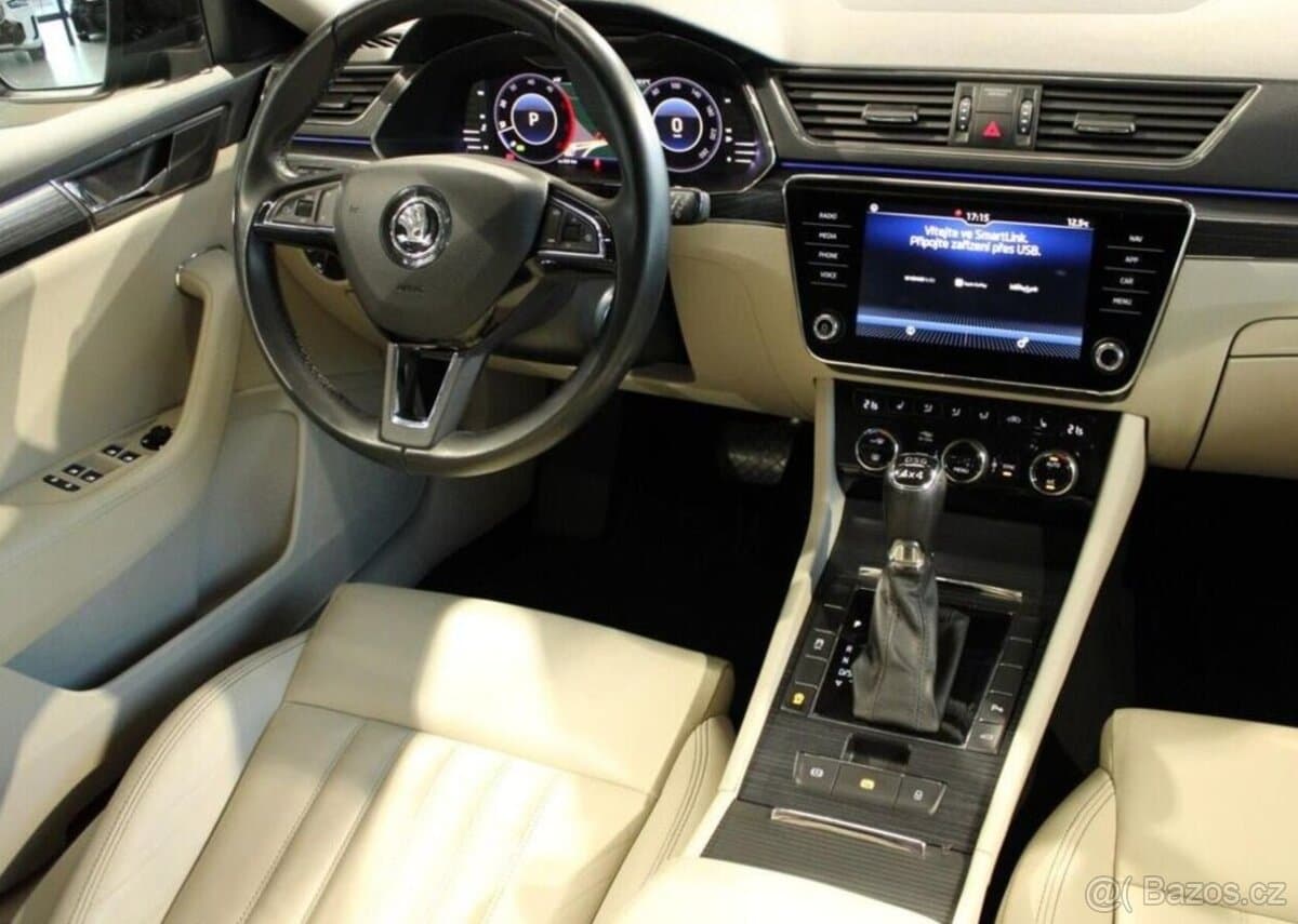 2019 Škoda SUPERB - 14