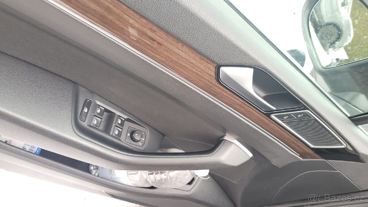 2017 Volkswagen PASSAT - 14
