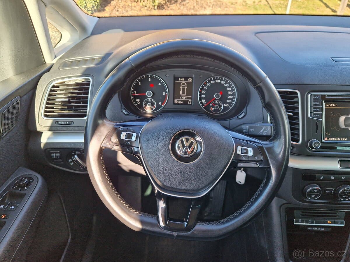 2017 Volkswagen SHARAN - 14