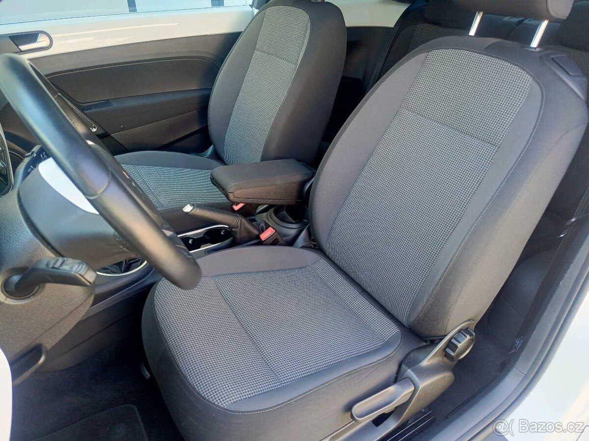 2013 Volkswagen BEETLE - 14