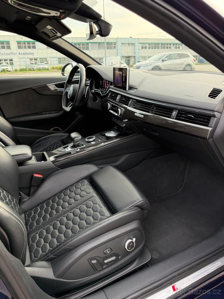 2018 Audi RS4 - 14