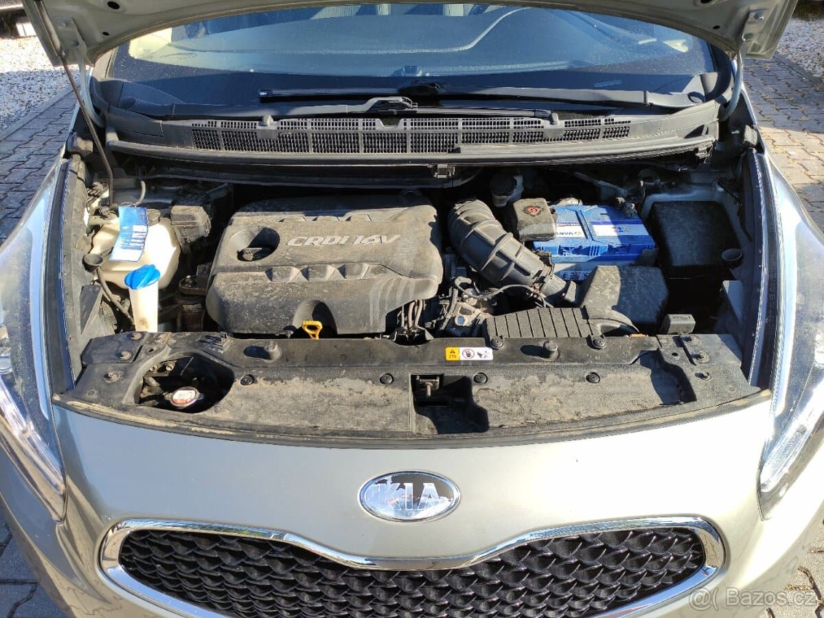 2013 Kia CARENS - 14