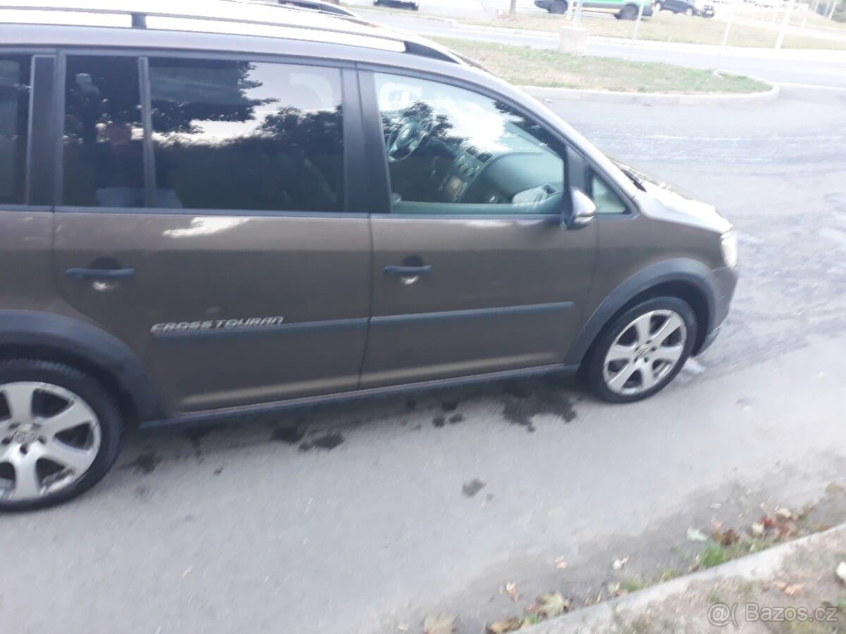 2013 Volkswagen TOURAN - 14