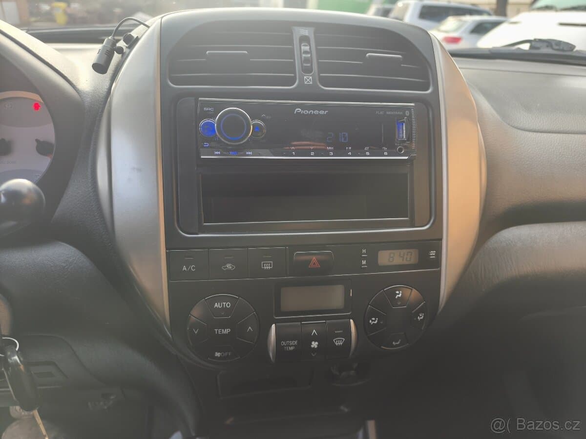 2004 Toyota OSTATNÍ - 14